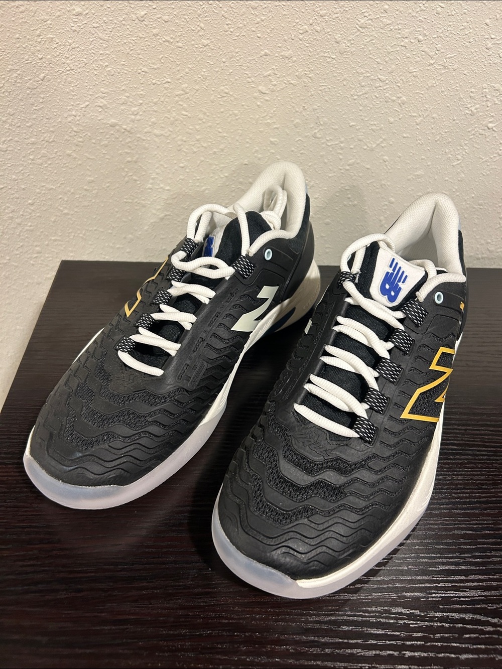 New Balance Black & White Sneakers